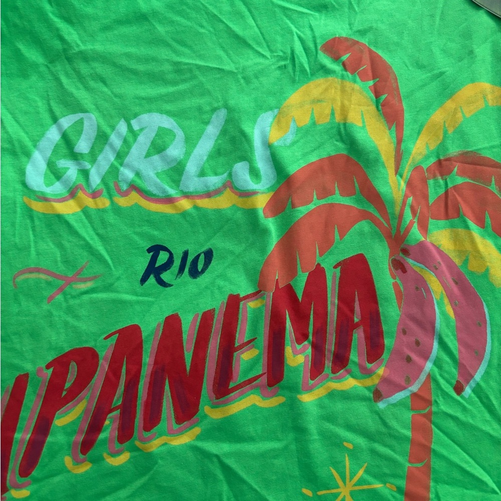 FARM Rio Green Tee with Colorful Graphic NWT - Picture 2 of 3